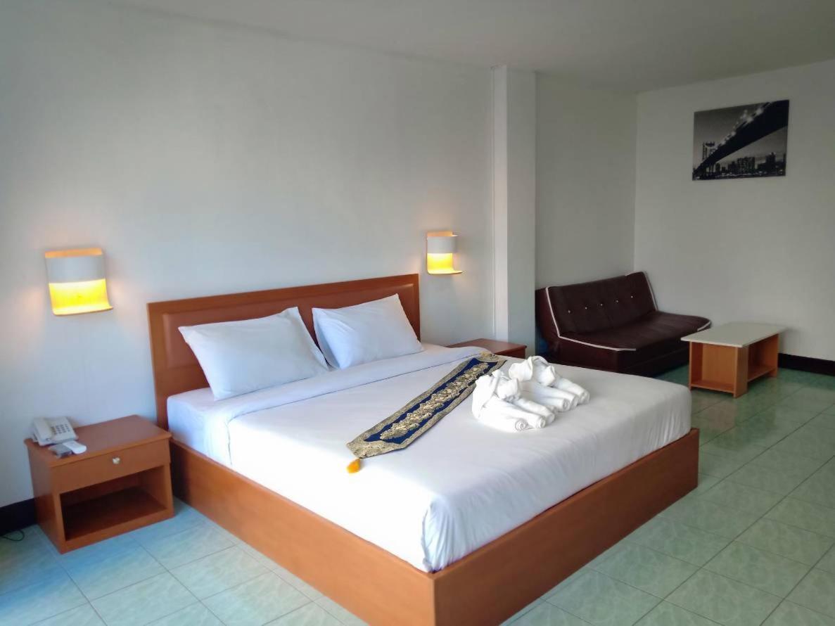 Liya Residence Pattaya Luaran gambar