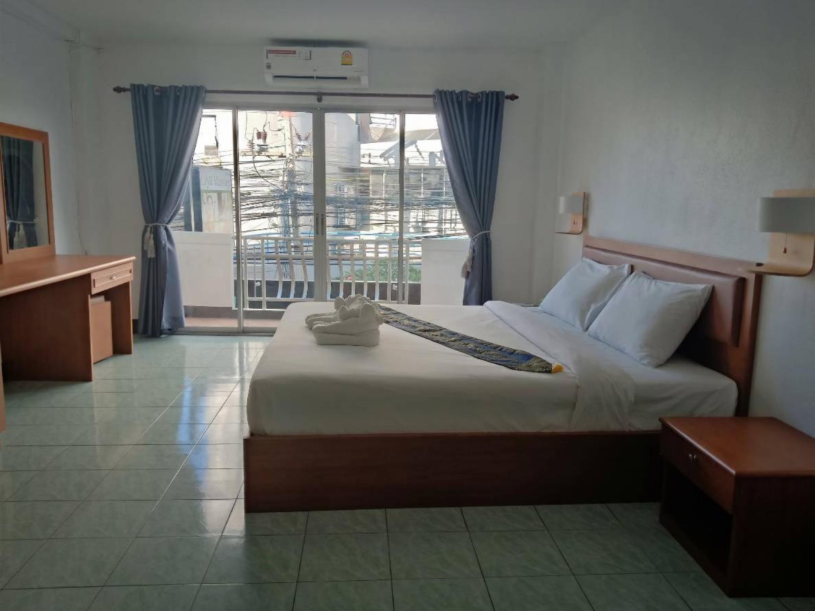Liya Residence Pattaya Luaran gambar